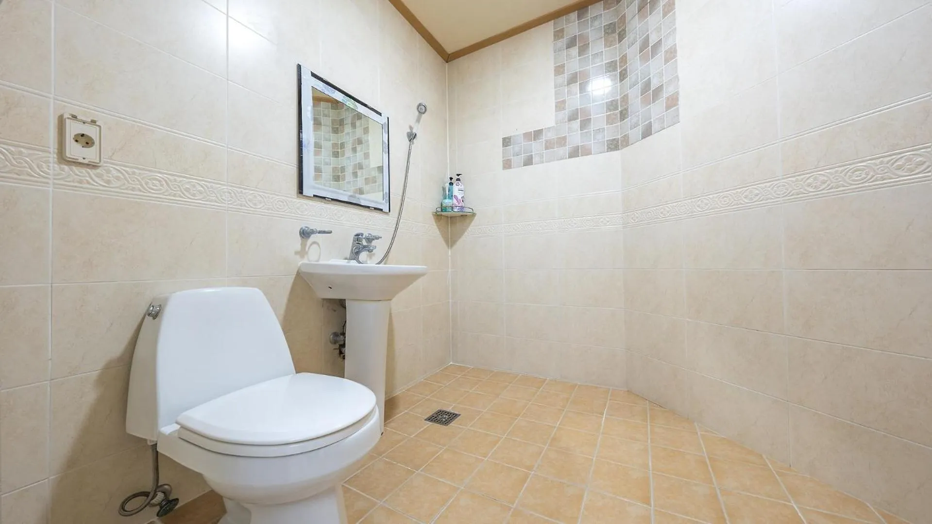 Ganghwa Sky Garden Poolvilla Incheon