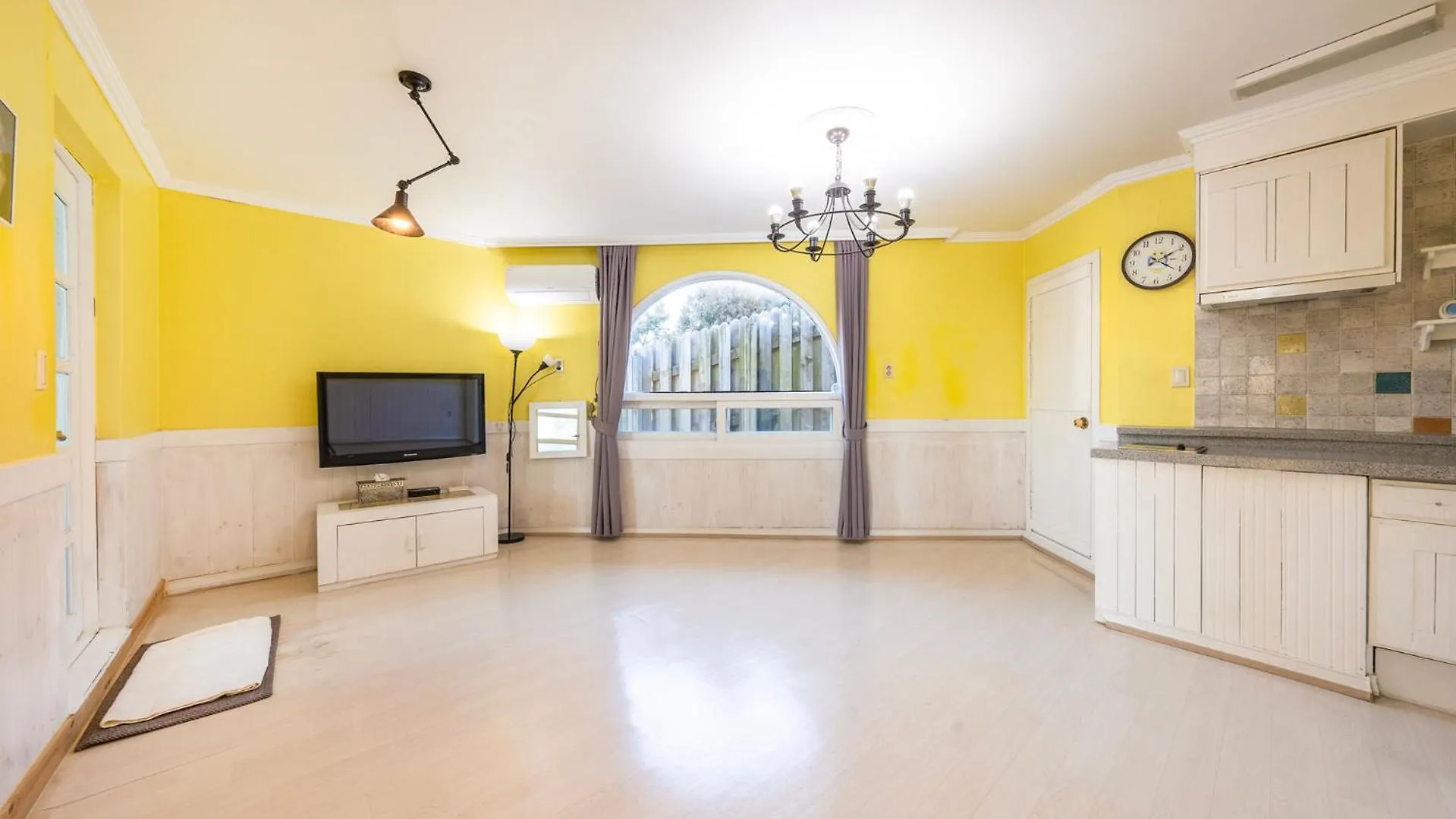 Holiday home Ganghwa Sky Garden Poolvilla Incheon