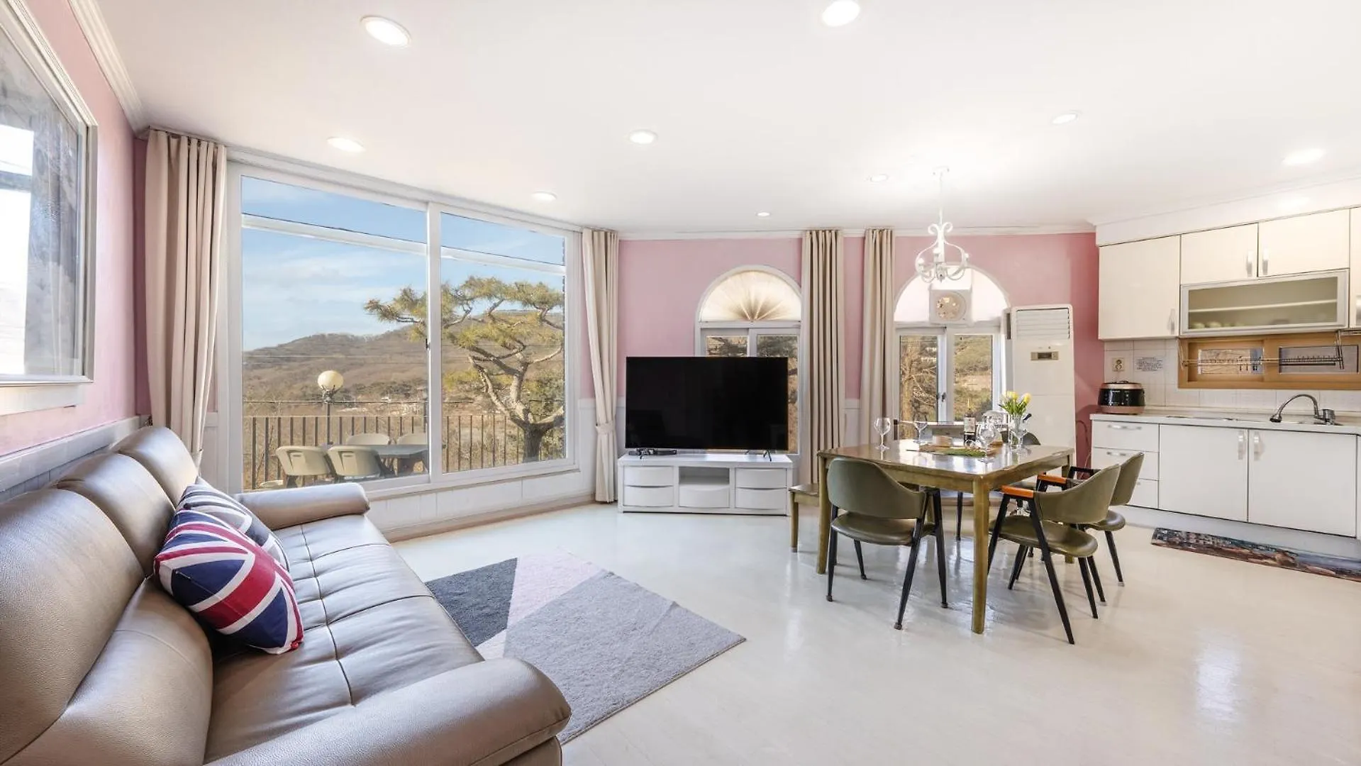 Ganghwa Sky Garden Poolvilla Incheon