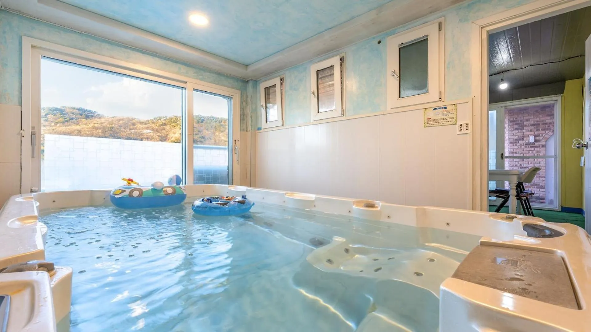 Ganghwa Sky Garden Poolvilla Incheon 0*,  Korsel